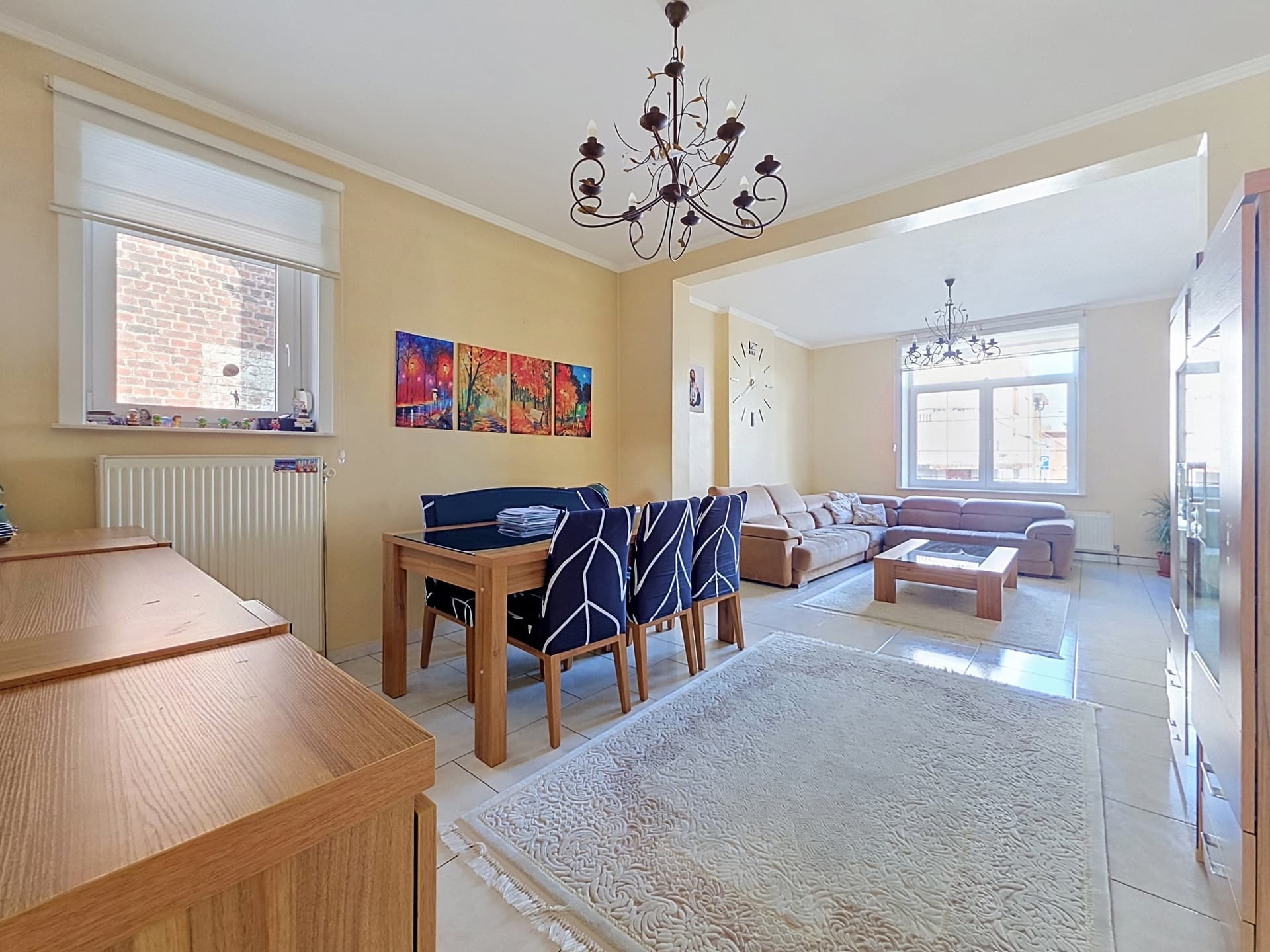 Maison à Charleroi : Maison, garage 2 voitures, jardin et sous sol aménagé
