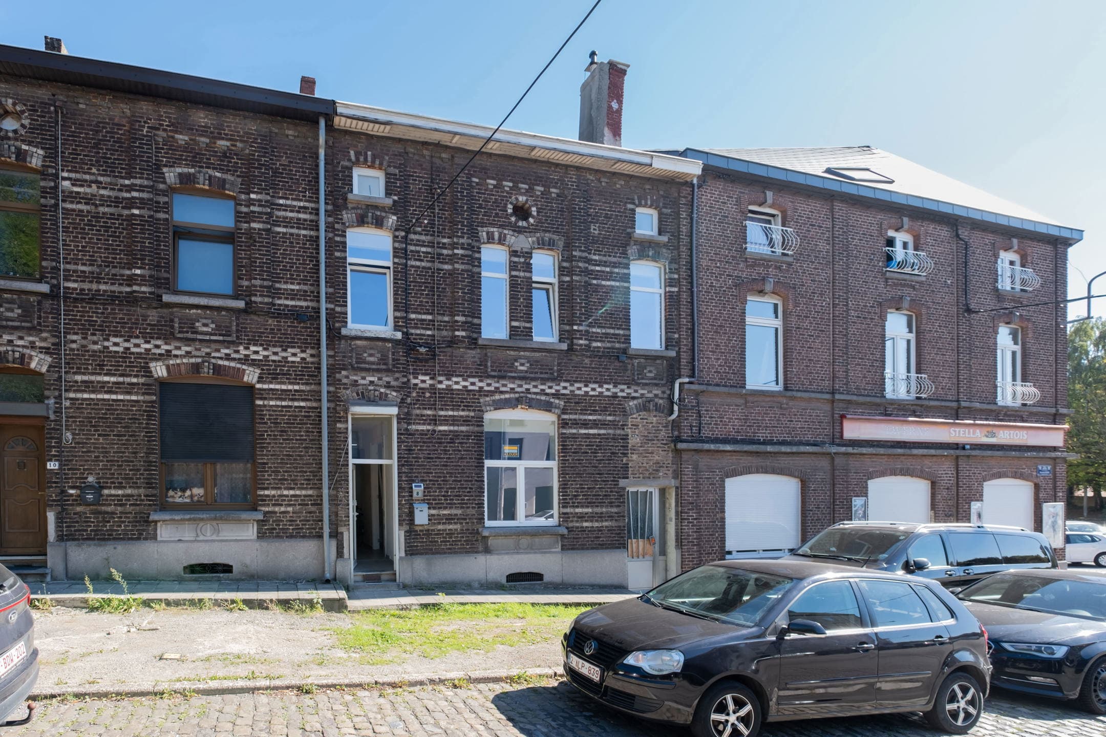 Maison à Lodelinsart : Maison d'habitation louée en 4 colocations rénovées