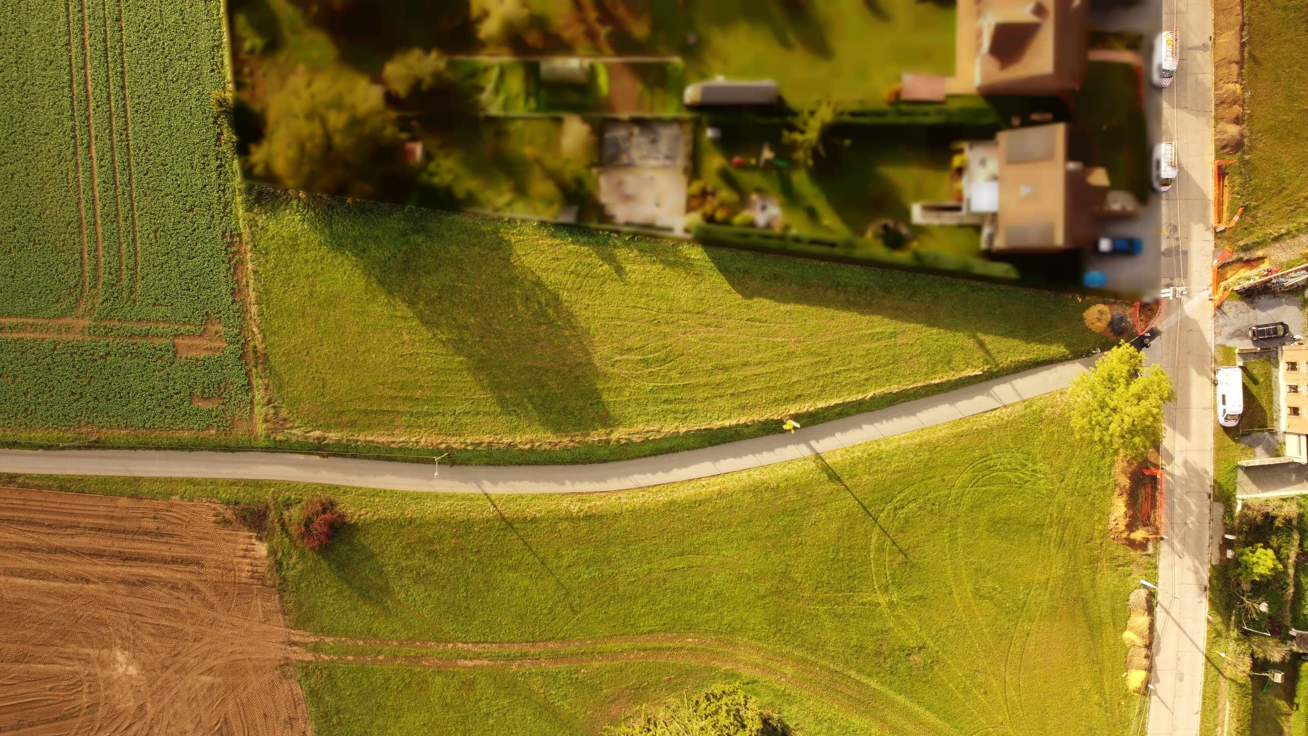 Terrain à bâtir à Sars-la-Buissière : Terrain à bâtir de 2183m²